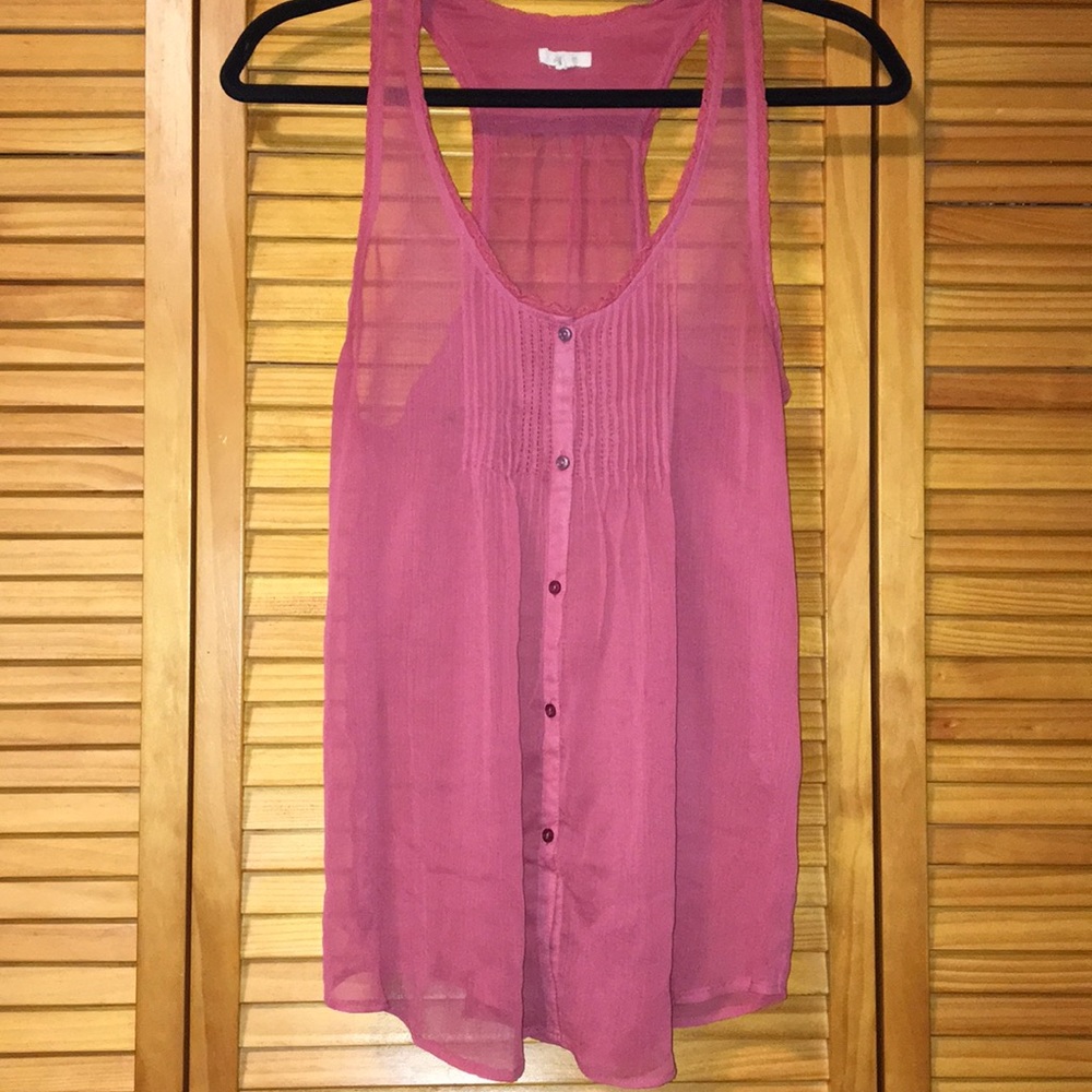Light pink front button up tank top.